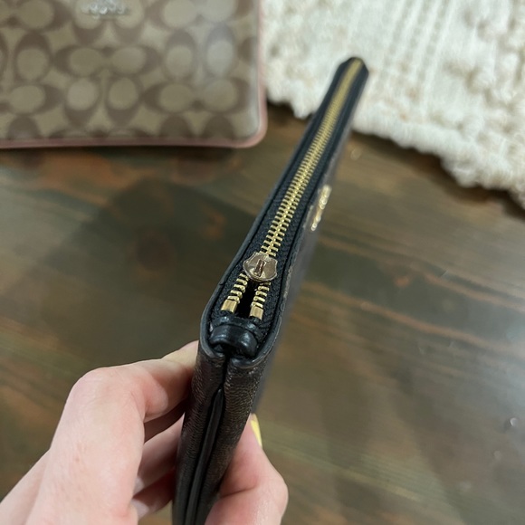 Coach Wallets - Picture 2 of 7